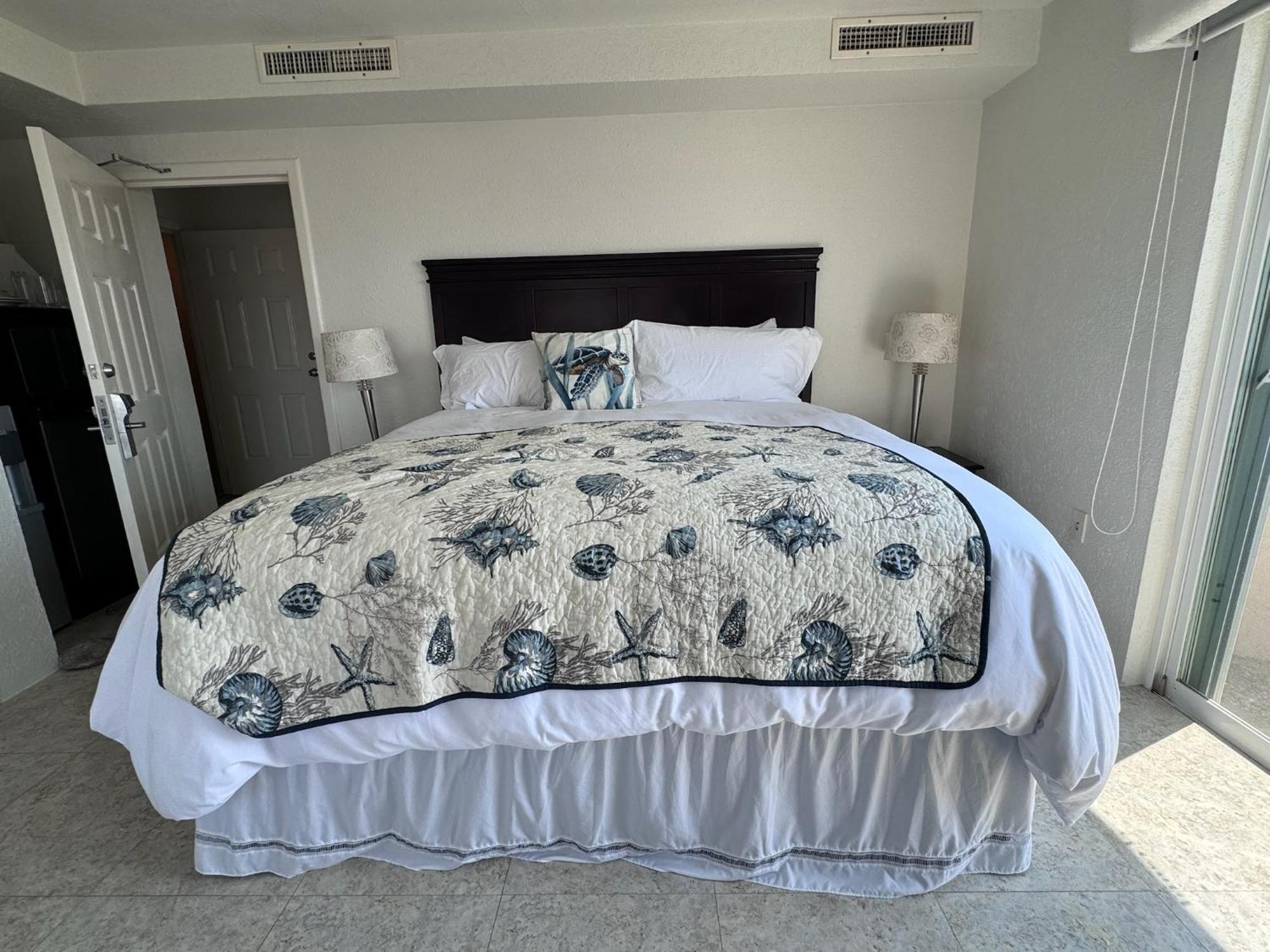 Apartment The Queen Of - Royal Vista - Caribbean Ocean View For Couples In Mind